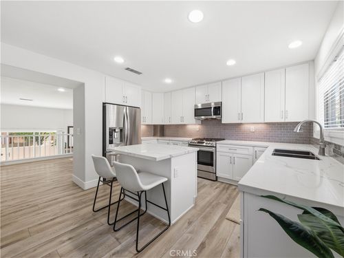 c-25710 Holiday Cir, Stevenson Ranch, CA, 91381-1272 | Card Image