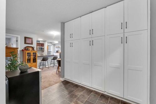 8301-403 Mackenzie Way Sw, Airdrie, AB, T4B3V7 | Card Image