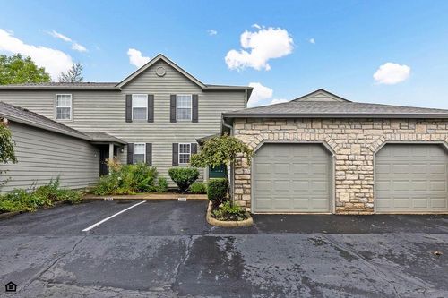 5831 Blendon Place Dr, Gahanna, OH, 43230-9822 | Card Image