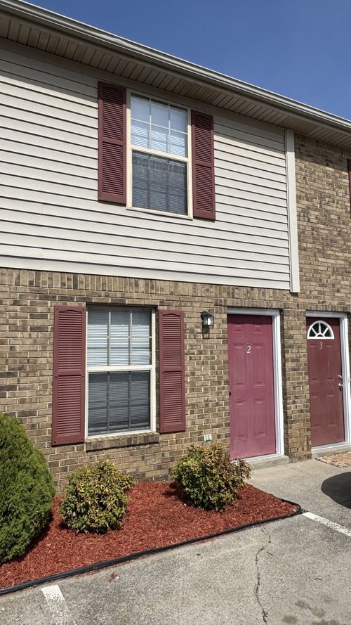 apt-2-123 Ballygar St, Clarksville, TN, 37043-2815 | Card Image