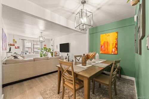 2g-37 87th St, Jackson Heights, NY, 11372 | Card Image