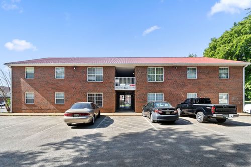 a-3855 Northeast Dr, Clarksville, TN, 37040-6167 | Card Image