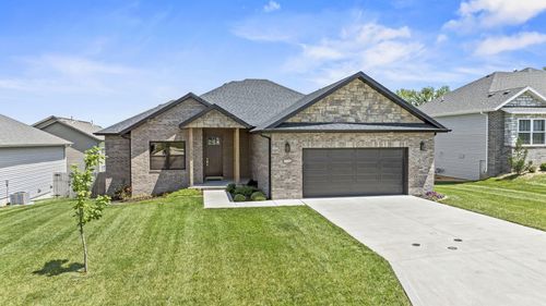 1305 W Ragweed Ct, Ozark, MO, 65721-5513 | Card Image