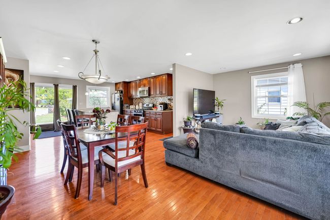 127 Saint Joseph Ave, House other with 2 bedrooms, 2 bathrooms and 1 parking in Joliet IL | Image 8
