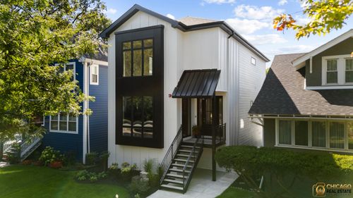 1143 Clinton Ave, Oak Park, IL, 60304-1825 | Card Image