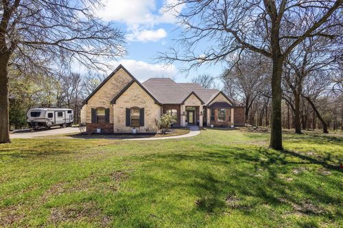 107 Falls Creek Ln, Gunter, TX, 75058-2559 | Card Image