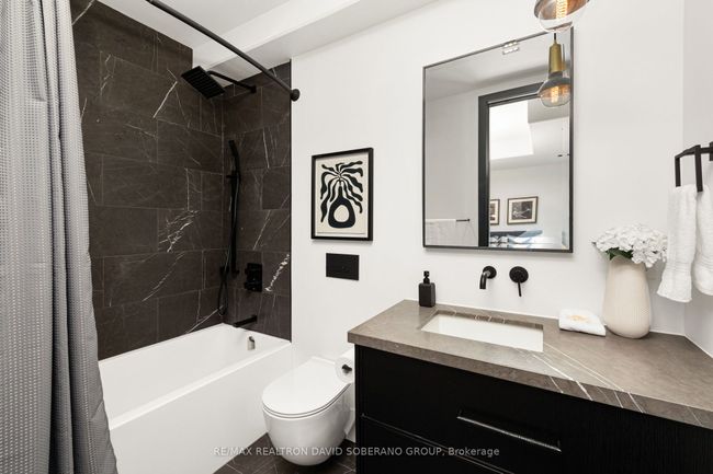102 Ulster St, House attached with 4 bedrooms, 5 bathrooms and 1 parking in Toronto ON | Image 29