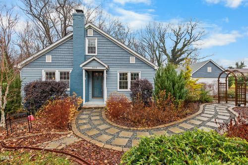 3815 Shattalon Dr, Winston-Salem, NC, 27106-3525 | Card Image