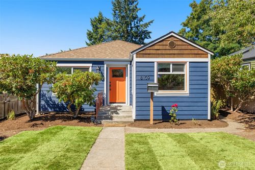 8109 34th Ave Sw, Seattle, WA, 98126-3554 | Card Image