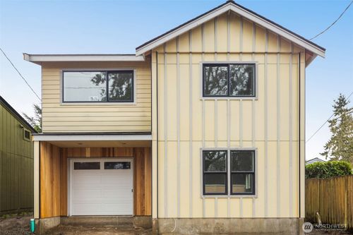 b-8109 34th Ave Sw, Seattle, WA, 98126-3554 | Card Image