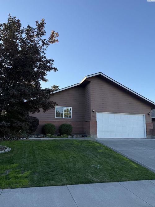 3008 S Neel Pl, Kennewick, WA, 99337-2531 | Card Image