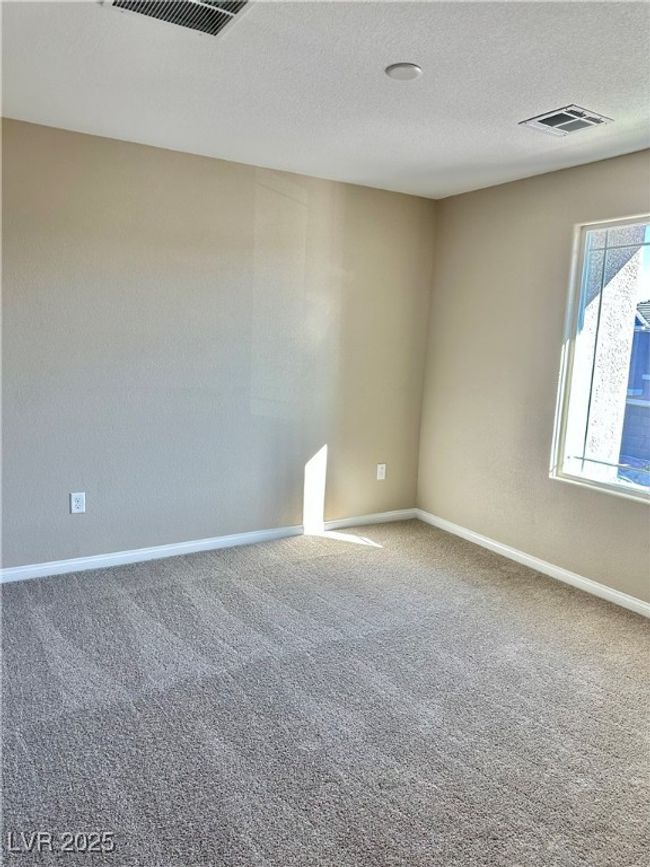 5075 Serene Skies St, House other with 3 bedrooms, 3 bathrooms and null parking in Las Vegas NV | Image 6
