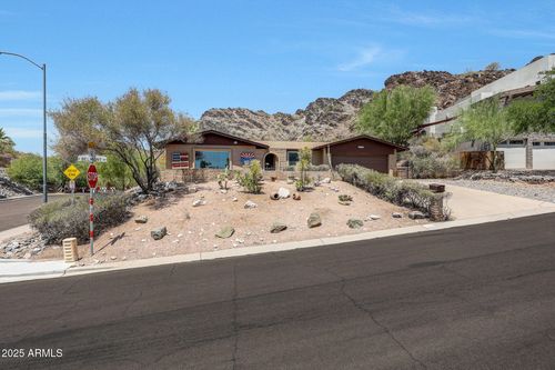 2202 E Belmont Ave, Phoenix, AZ, 85020-4721 | Card Image