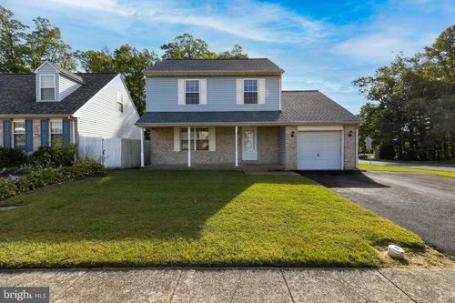 101 N Katrin Cir, NEW CASTLE, DE, 19720-3584 | Card Image