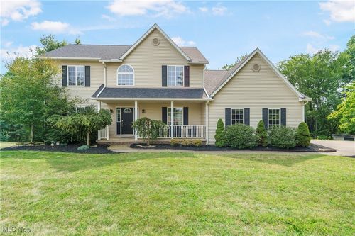 2450 Pennington St Nw, Canton, OH, 44709-2249 | Card Image