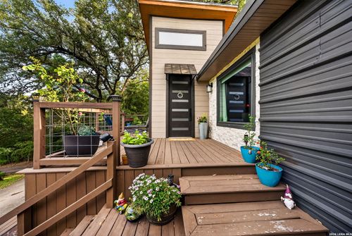 19815 Greenhill Dr, Helotes, TX, 78023-3317 | Card Image
