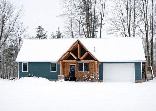 1700 S Mcgee Rd, Lake City, MI, 49651-9775 | Card Image