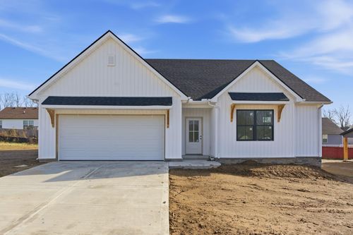 104 Bison Way, Stamping Ground, KY, 40379-9100 | Card Image