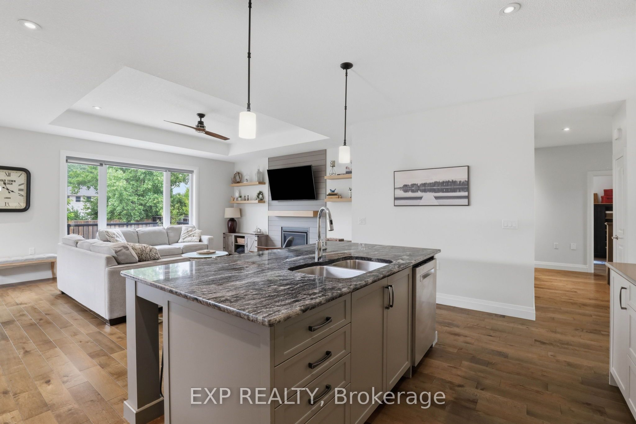Residential in Strathroy-Caradoc 3