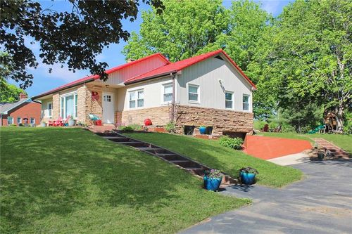 705 Main St, Higginsville, MO, 64037-1105 | Card Image