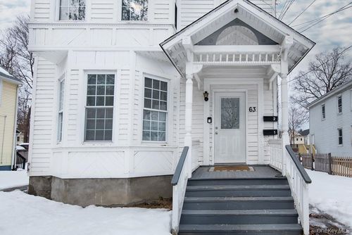 63 Thompson St, Poughkeepsie, NY, 12601-2609 | Card Image