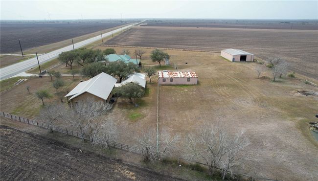 11701 Highway 359, House other with 3 bedrooms, 2 bathrooms and null parking in Mathis TX | Image 21