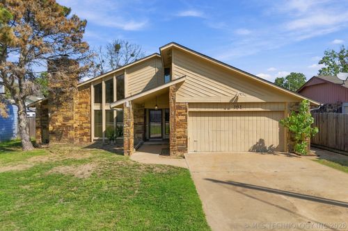 161 E K Place, Jenks, OK, 74037 | Card Image