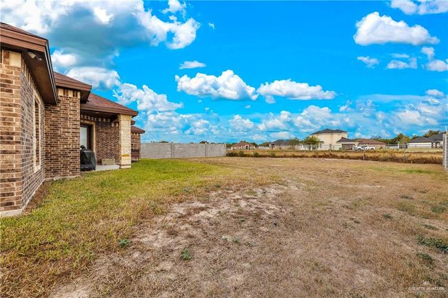 911 Platinum St, House other with 4 bedrooms, 3 bathrooms and 2 parking in Palmview TX | Image 18