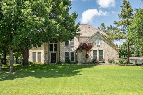 3933 Bordeaux Cir, Flower Mound, TX, 75022-7048 | Card Image