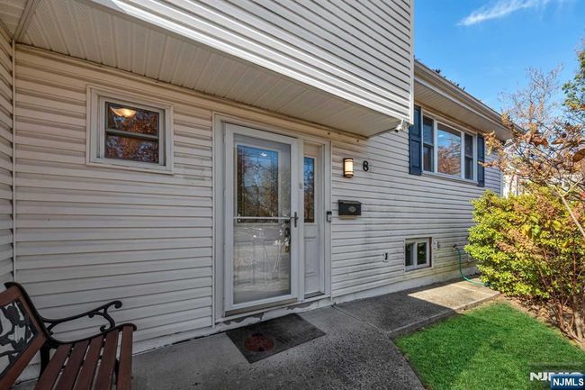 8 Carlisle Ct, House other with 4 bedrooms, 3 bathrooms and null parking in Edison NJ | Image 24
