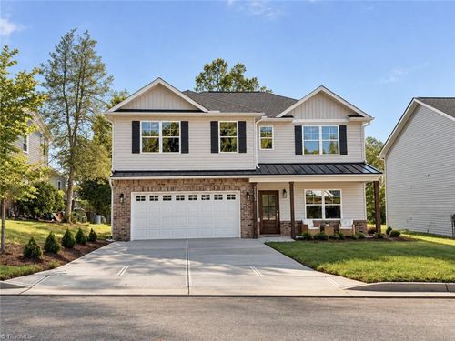 2109 Medhurst Dr, Greensboro, NC, 27410-2223 | Card Image