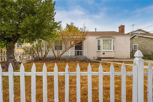 4006 Broadway, Huntington Park, CA, 90255-6545 | Card Image