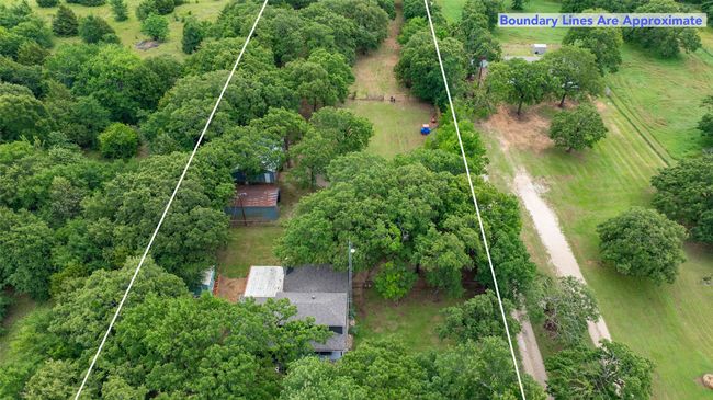 7300 W Line Rd, House other with 3 bedrooms, 2 bathrooms and null parking in Collinsville TX | Image 37