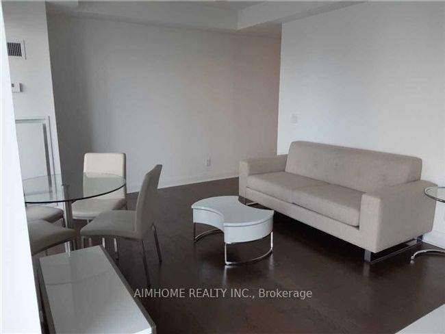 2008 - 1080 Bay St, Condo with 1 bedrooms, 1 bathrooms and null parking in Toronto ON | Image 4