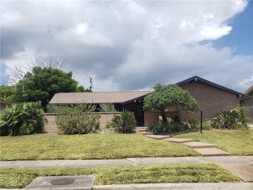 450 Pennington Dr, Corpus Christi, TX, 78412-2349 | Card Image