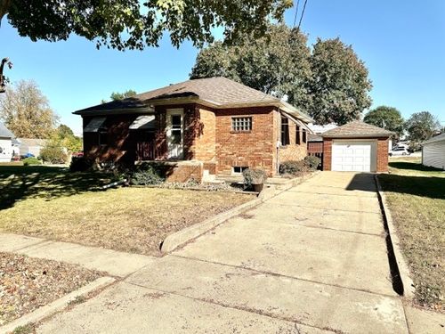 130 S Park St, Sheffield, IL, 61361-9174 | Card Image