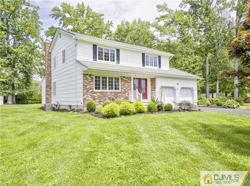 38 Kensington Dr, Manalapan, NJ, 07726-3133 | Card Image