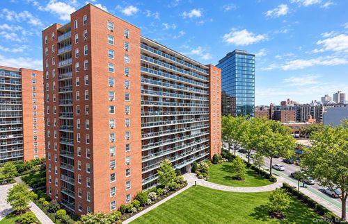 3l-97-07 63rd Road, New York, NY, 11374 | Card Image