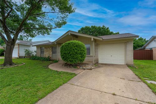 1705 Glenville Dr, Garland, TX, 75042-4546 | Card Image