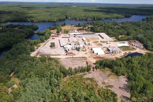 563 New Dam Road, Sanford, ME, 04073 | Card Image