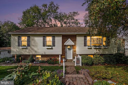 66 Oriole Dr, STEVENS, PA, 17578-9551 | Card Image