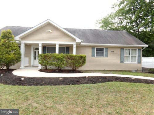 27413 John J Williams Hwy, MILLSBORO, DE, 19966-4035 | Card Image
