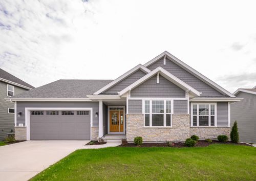 520 Fox Den Dr, WAUNAKEE, WI, 53597-8611 | Card Image