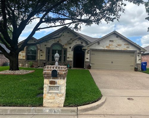 10325 Montana Gap, Waco, TX, 76712-8387 | Card Image