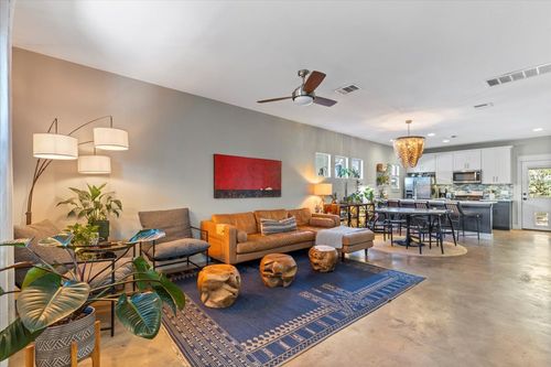 3014 Neal St, Austin, TX, 78702-2901 | Card Image