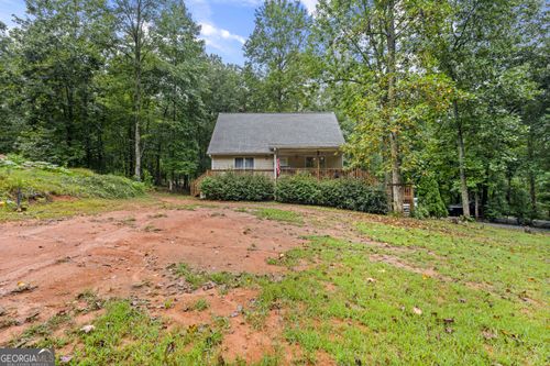 805 Beaver Lake Dr, Clarkesville, GA, 30523-3327 | Card Image