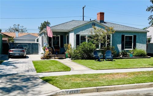 2925 San Francisco Ave, Long Beach, CA, 90806-1411 | Card Image