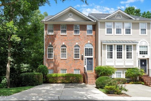 6821 Middleboro Dr, Raleigh, NC, 27612-2670 | Card Image