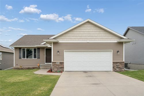 5313 Ruhd St, Cedar Rapids, IA, 52404-7257 | Card Image