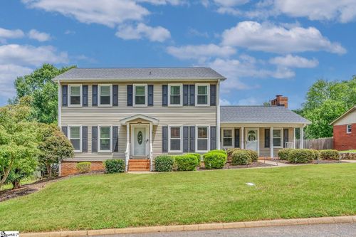 427 Longstreet Dr, Greer, SC, 29650-3826 | Card Image